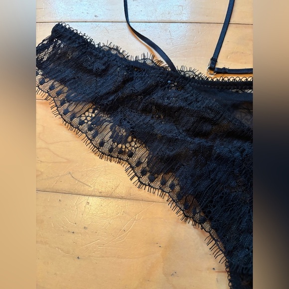 Etam Thong Underwear Womens Size XL Set of three lace black navy NWT Panties - Picture 6 of 9